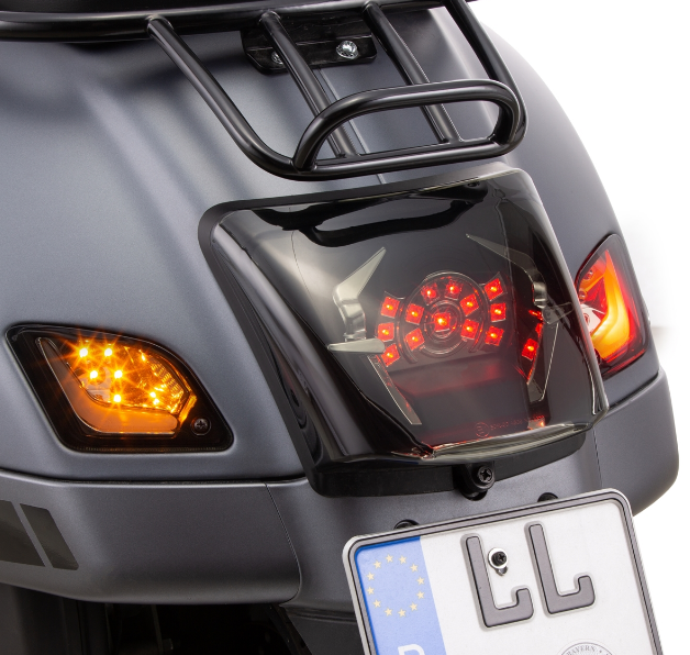 Blinker Kit vorne & hinten für Vespa GTS/​GTS Super/​GTV 125-300ccm ('14-), getönt
