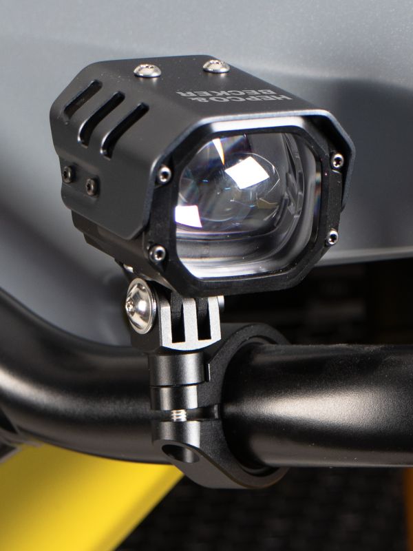 LED Zusatzscheinwerfer Nova inkl. Universalbefestigung für Röhre Ø18-25mm Hepco & Becker