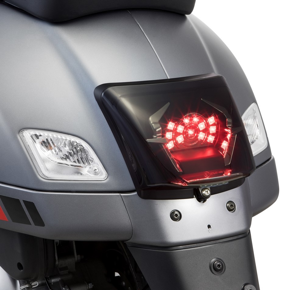 Rücklicht MK II LED für Vespa GTS/​GTS Super/​GTV/​GT 60 125-300ccm (-'13), getönt
