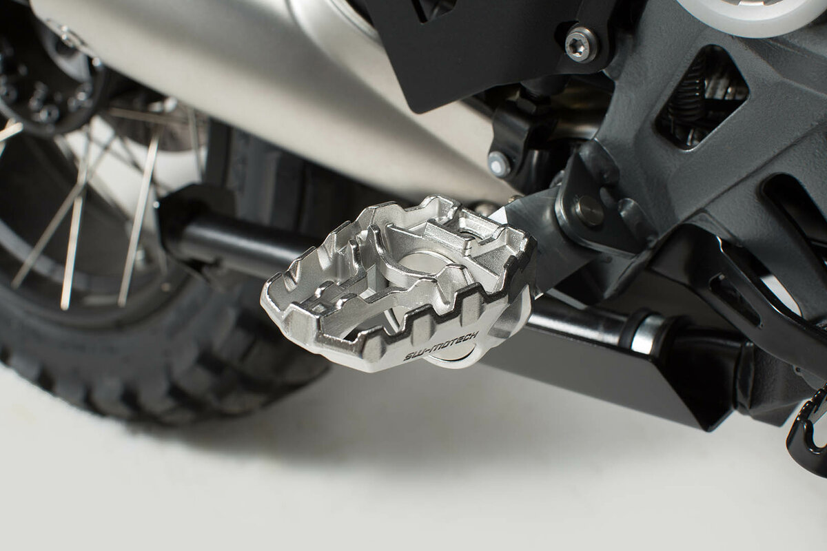 SW-Motech EVO Fußrasten-Kit