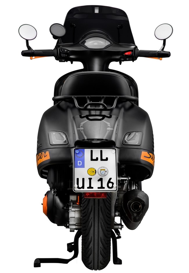 Blinker Kit hinten links/rechts für Vespa GTS/​GTS Super/​GTV/​GT 60/​GT/​GT L ('03-'13), getönt