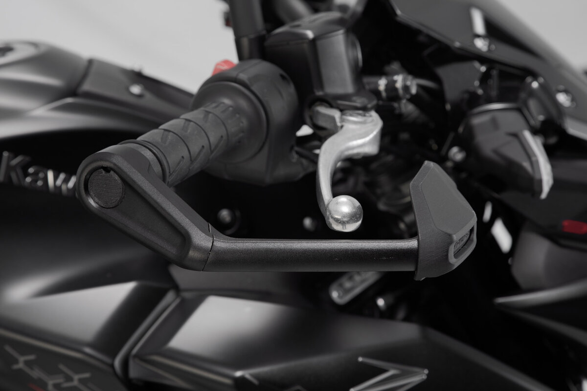SW-Motech Hebelschützer mit Windabweiser für Kawasaki Z 1100 /SE (26-) / Z 650 S (26-)