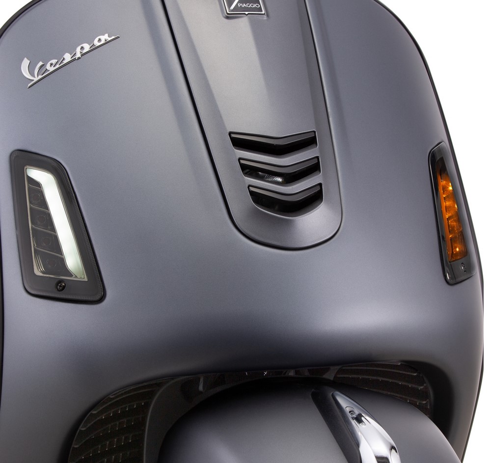 Blinker Kit vorne links/rechts für Vespa GTS/​GTS Super/​GTV/​GT 60/​GT/​GT L ('03-'13), getönt