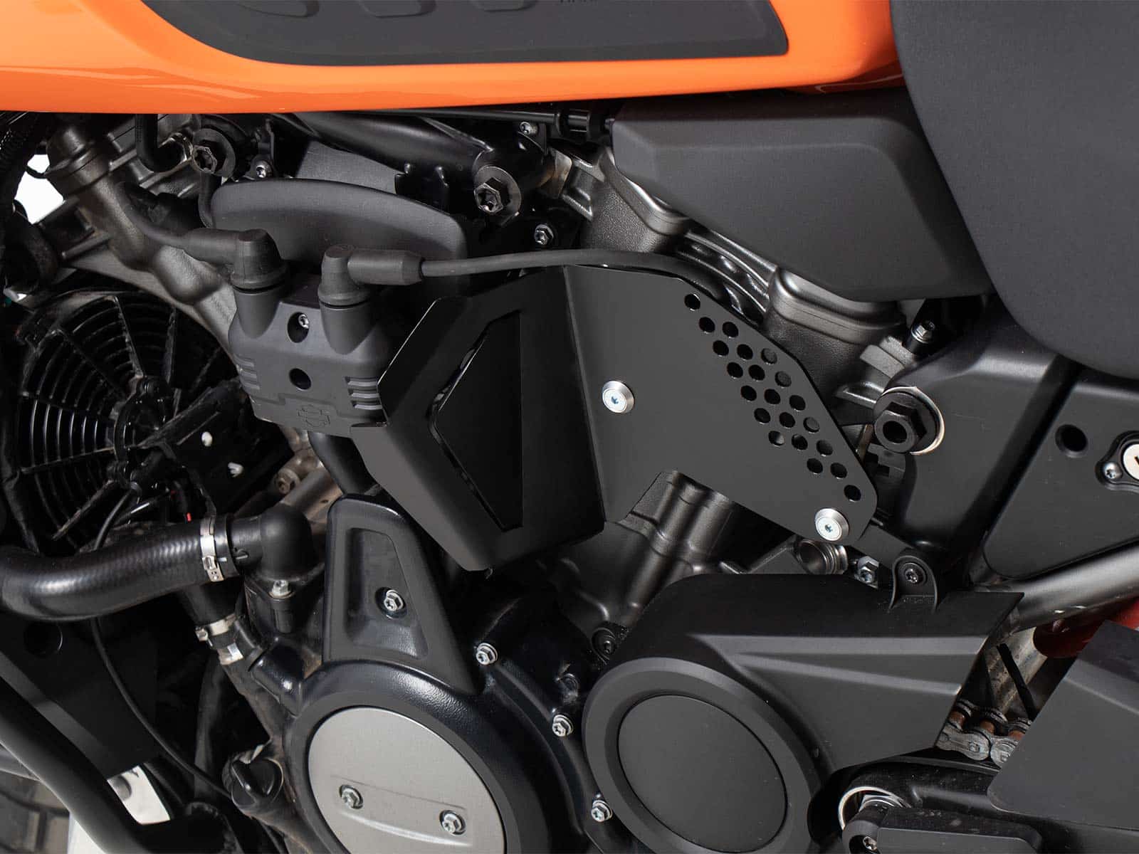 Hitzeschutzblech Edelstahl schwarz für Harley Davidson Pan America (21-) Hepco & Becker
