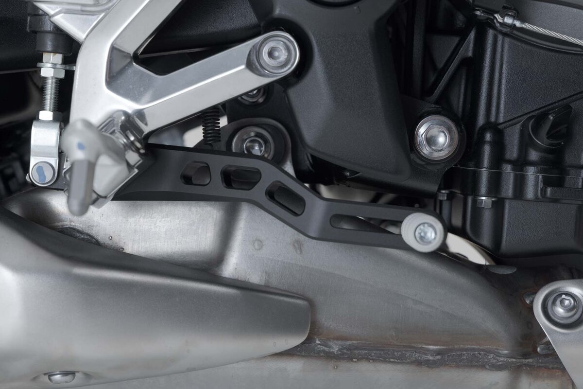 SW-Motech Fußbremshebel für Triumph Trident 660 (21-) / 800 (26-)
