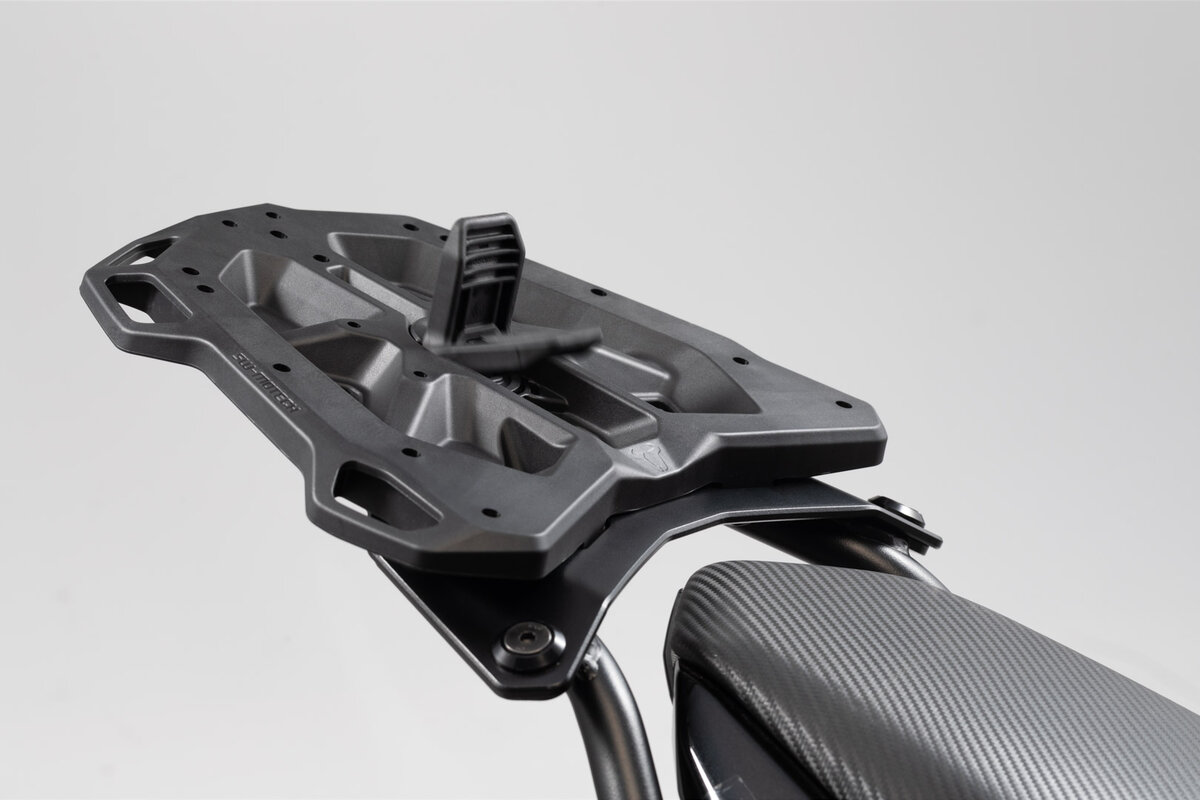 SW-Motech Adapterplatte schwarz für STREET-RACK Gepäckträger für Shad Topcase
