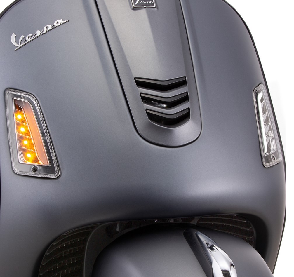 Blinker Kit vorne links/rechts für Vespa GTS/​GTS Super/​GTV 125-300ccm ('14-), klar