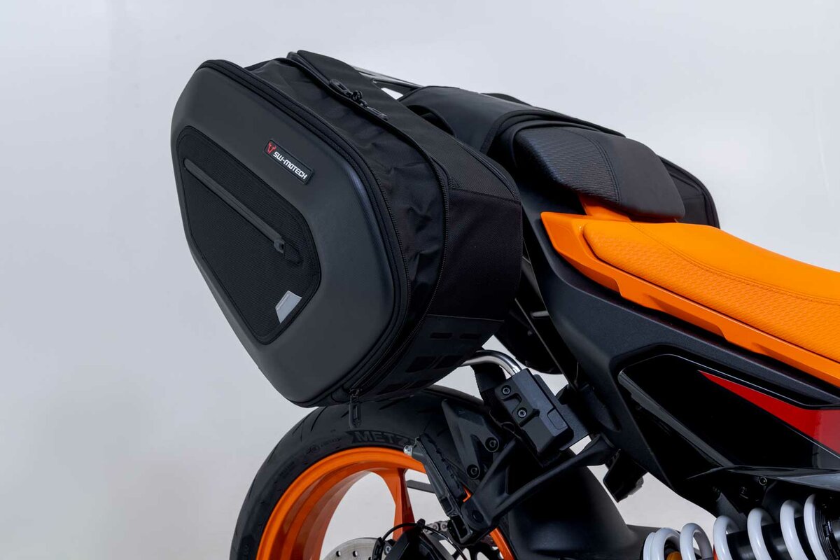SW-Motech PRO BLAZE Satteltaschen-Set für KTM 390 Duke (24-)
