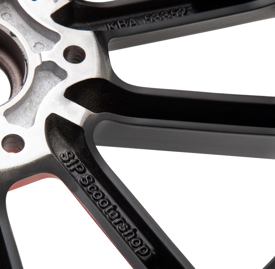 Felge vorne/hinten 13” für Vespa GTS/​GTS Super/​GTV/​GT 60/​GT/​GT L 125-300ccm, schwarz matt/​rot