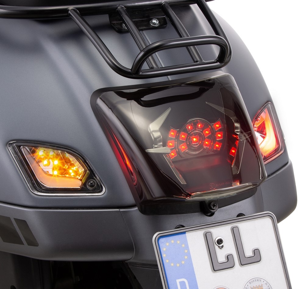 Blinker Kit hinten links/rechts für Vespa GTS/​GTS Super/​GTV/​GT 60/​GT/​GT L ('03-'13), klar