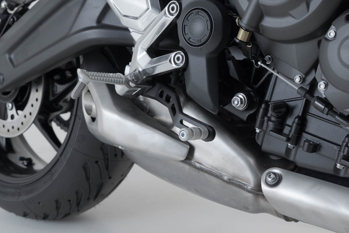 SW-Motech Fußbremshebel für Triumph Trident 660 (21-) / 800 (26-)