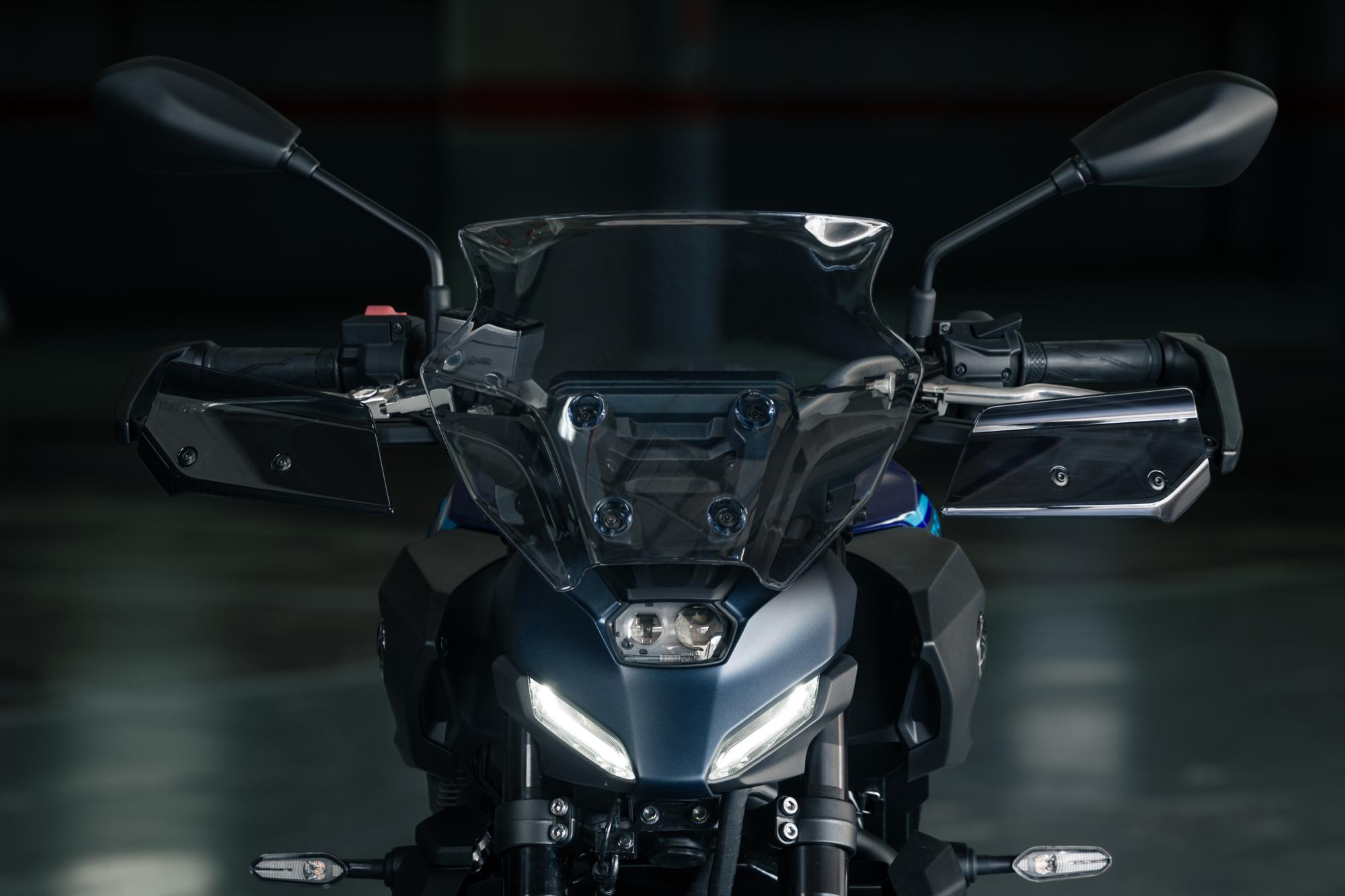 Mittelhohe Verkleidungsscheibe für MT-09 (24-25) / MT-07 (2025) Original Yamaha