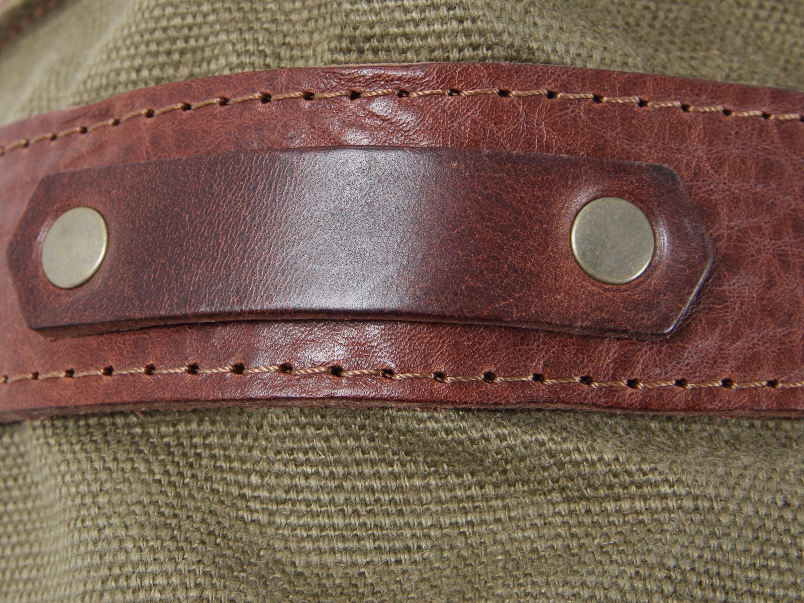 LEGACY Kuriertasche M grün für C-Bow Träger Hepco & Becker