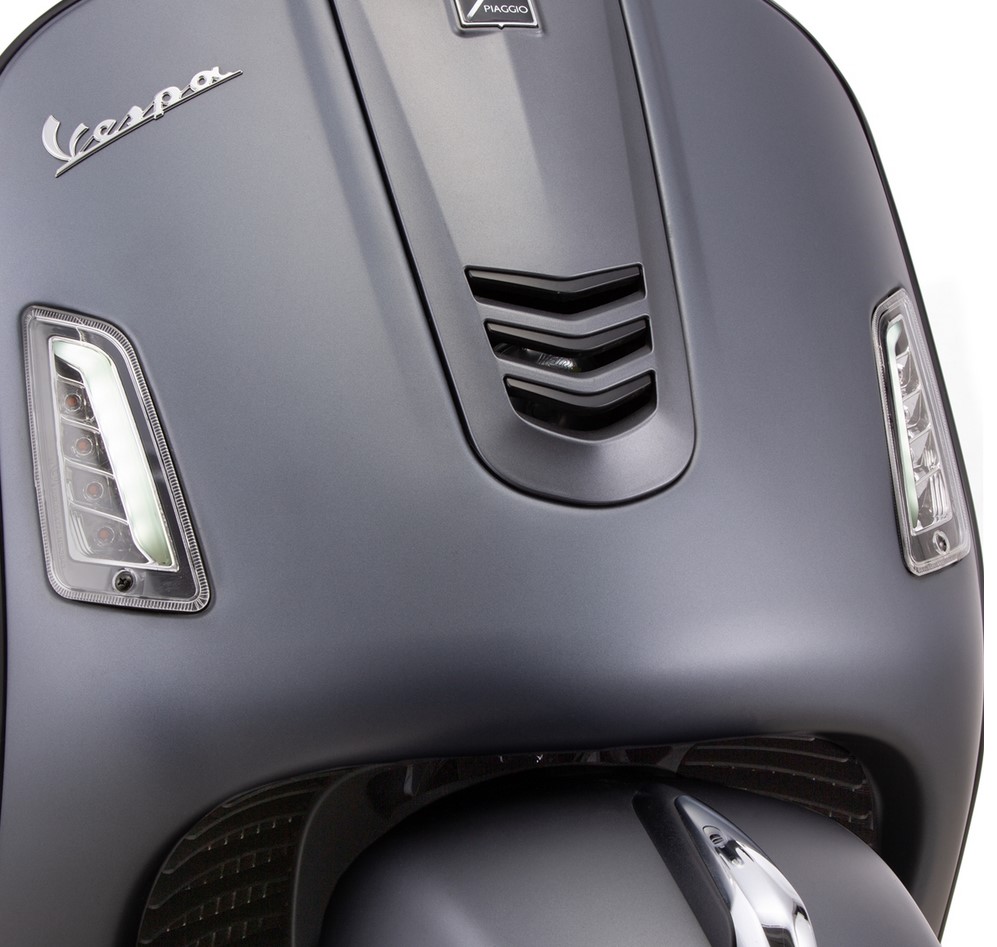 Blinker Kit vorne links/rechts für Vespa GTS/​GTS Super/​GTV 125-300ccm ('14-), klar