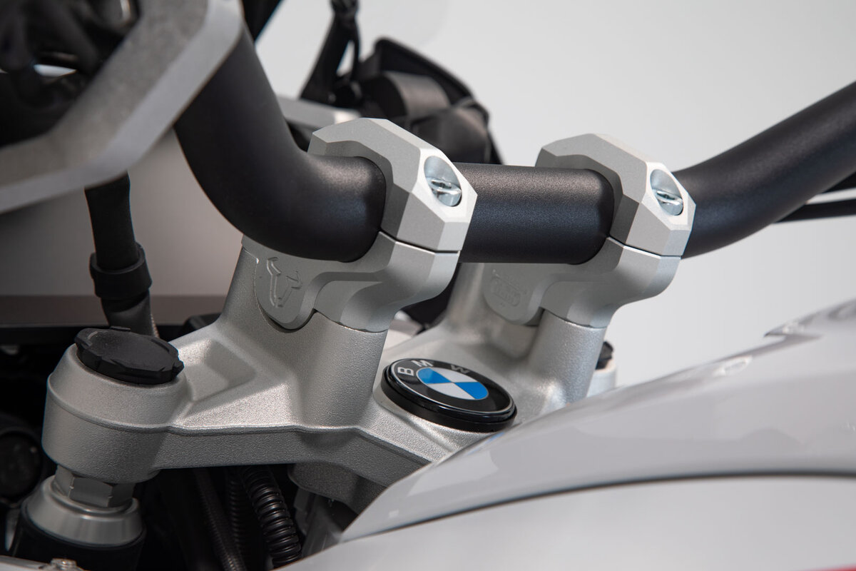SW-Motech Lenkerverlegung, silber, H=32 mm, Verlegung um 25 mm für BMW R 1200 GS LC