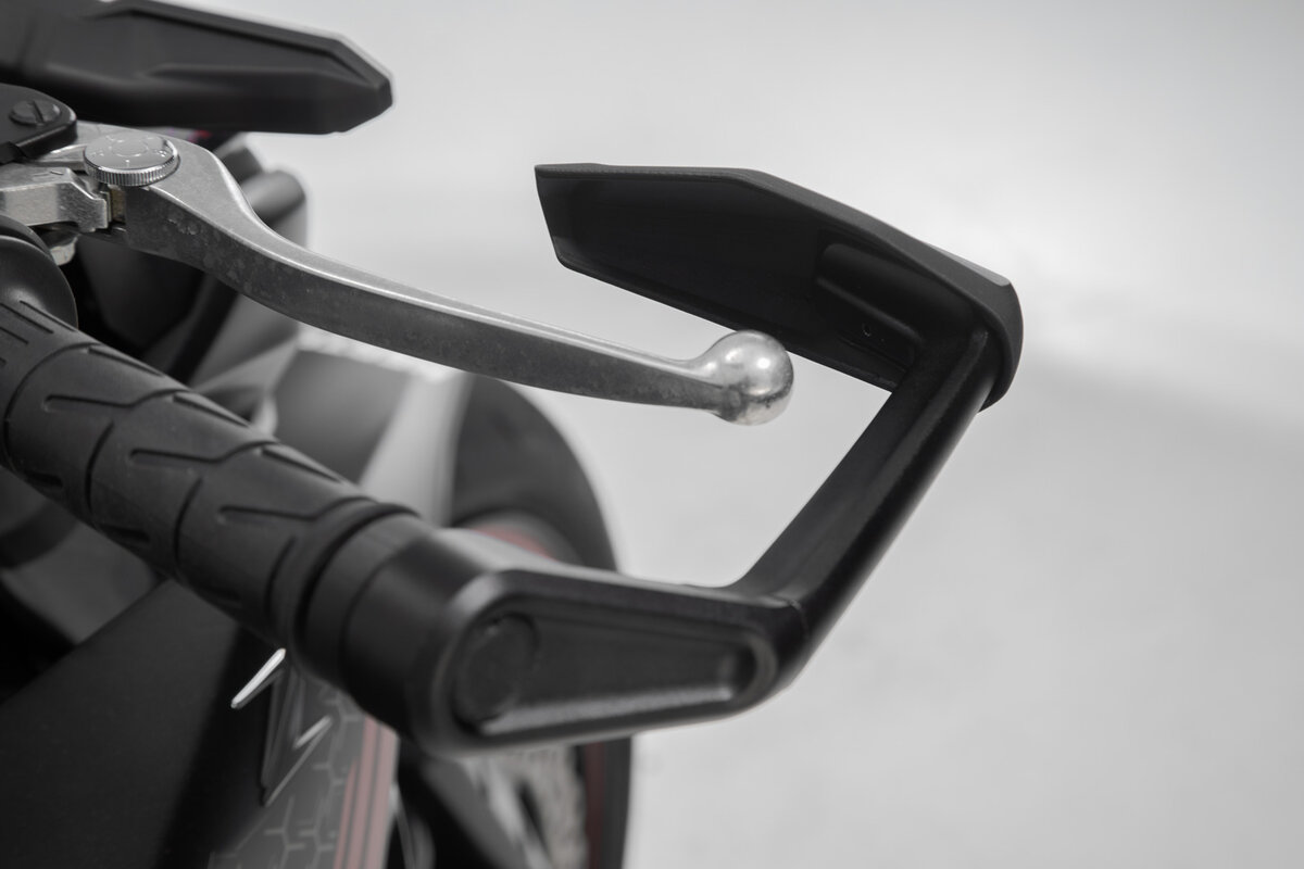 SW-Motech Hebelschützer mit Windabweiser für Kawasaki Z 1100 /SE (26-) / Z 650 S (26-)