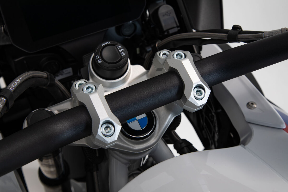 SW-Motech Lenkerverlegung, silber, H=32 mm, Verlegung um 25 mm für BMW R 1200 GS LC